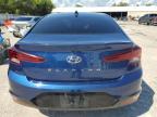 HYUNDAI ELANTRA SE photo