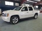 CHEVROLET AVALANCHE photo