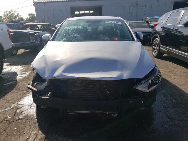 VIN KMHD74LF3HU374252 2017 Hyundai Elantra, SE no.5