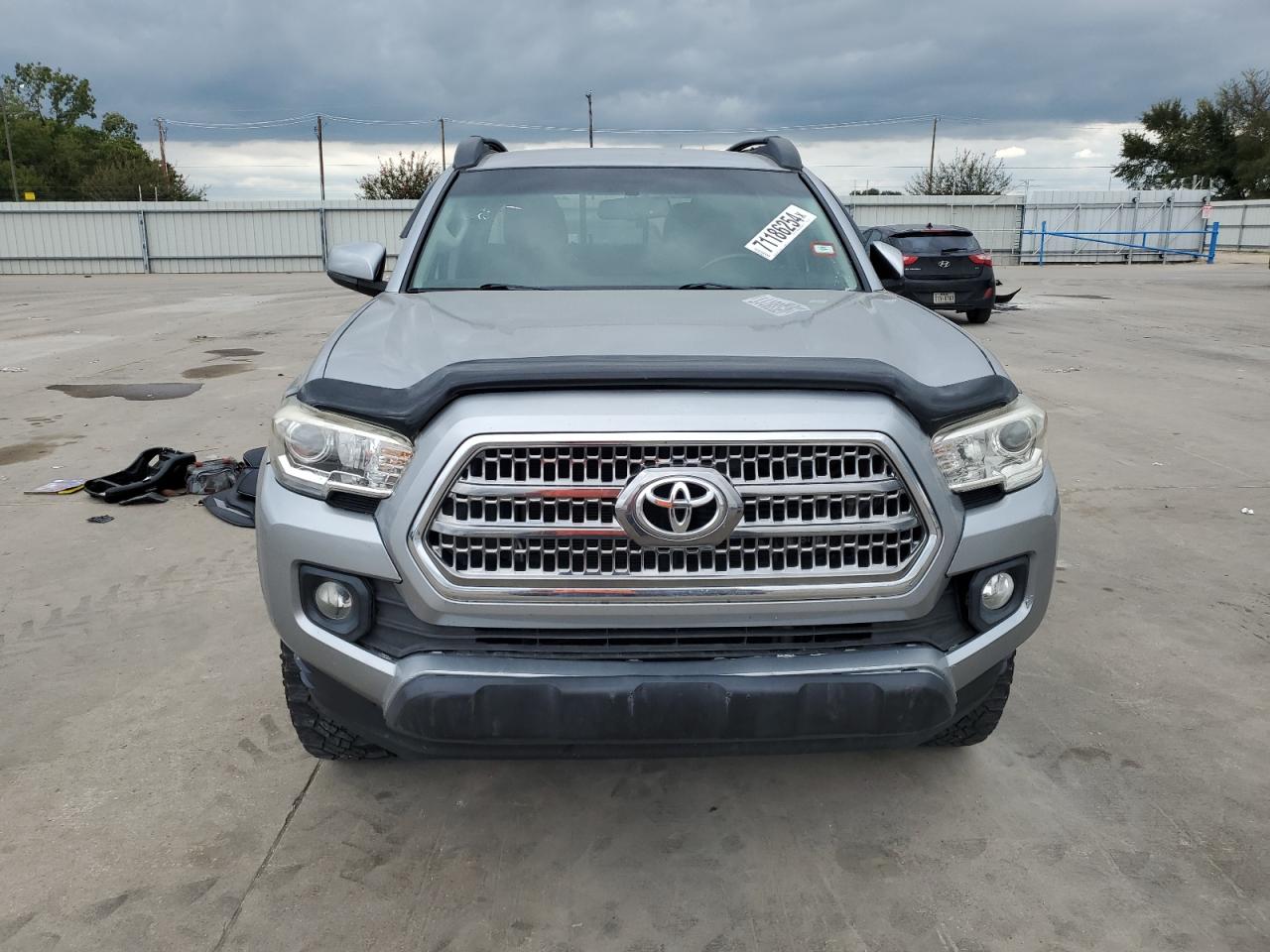 Lot #2828260935 2017 TOYOTA TACOMA DOU