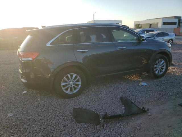 VIN 5XYPG4A34HG267951 2017 KIA Sorento, LX no.3