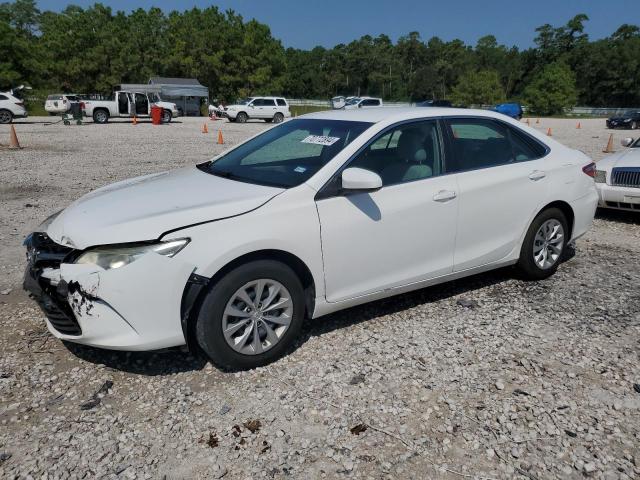 VIN 4T4BF1FK2FR458132 2015 Toyota Camry, LE no.1