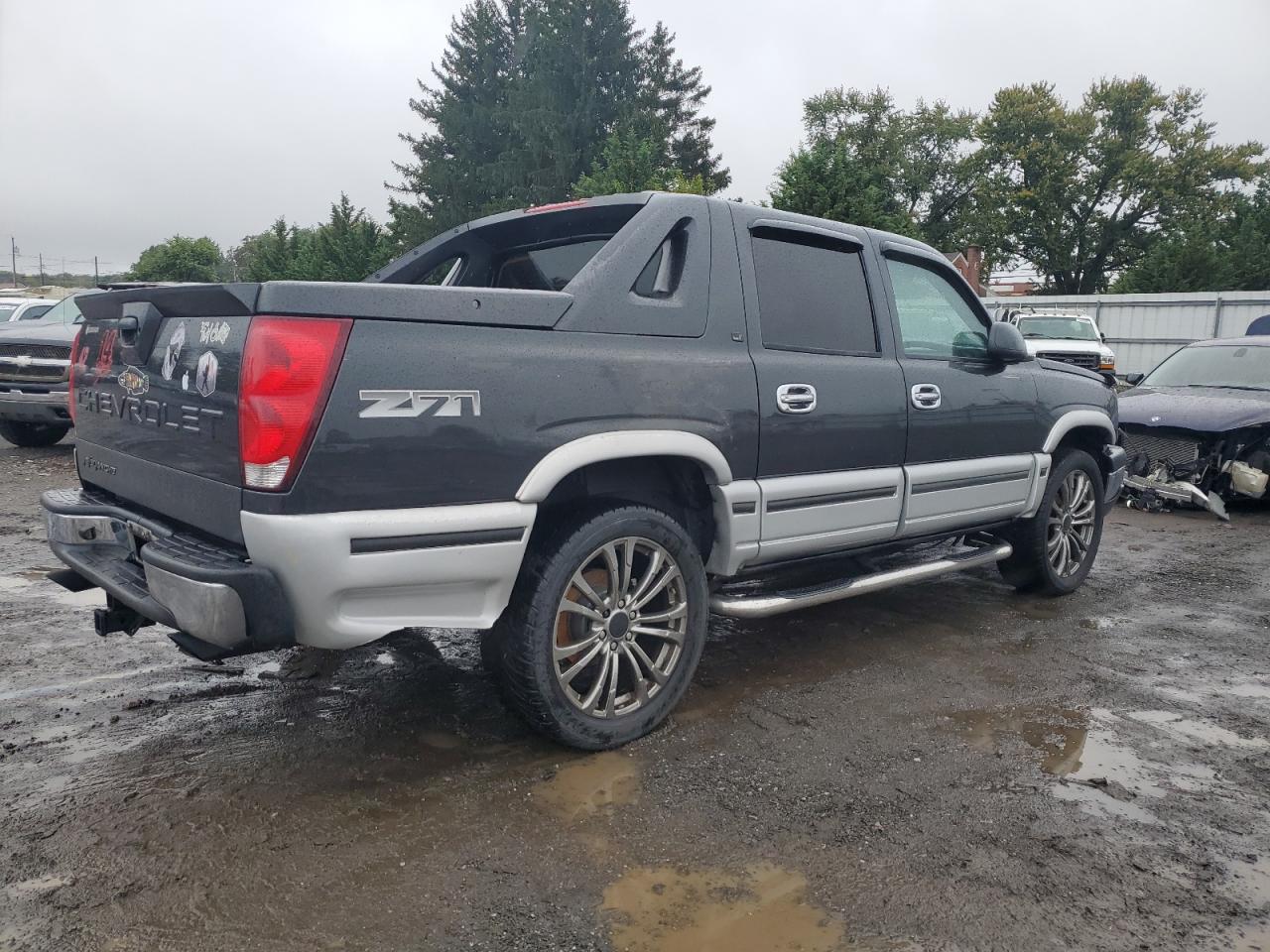 Lot #3033085008 2005 CHEVROLET AVALANCHE