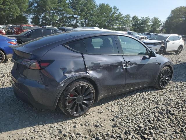 VIN 7SAYGDEF7NF372790 2022 Tesla MODEL Y no.3