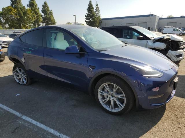 VIN 7SAYGDEEXPF836097 2023 Tesla MODEL Y no.4