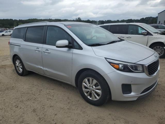 VIN KNDMB5C16H6281095 2017 KIA Sedona, LX no.4