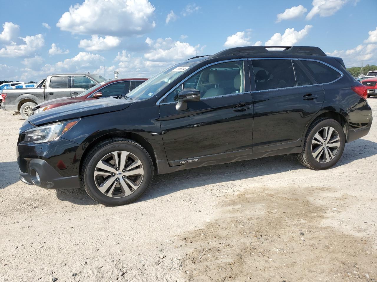 Subaru Outback 2019 Wagon body style