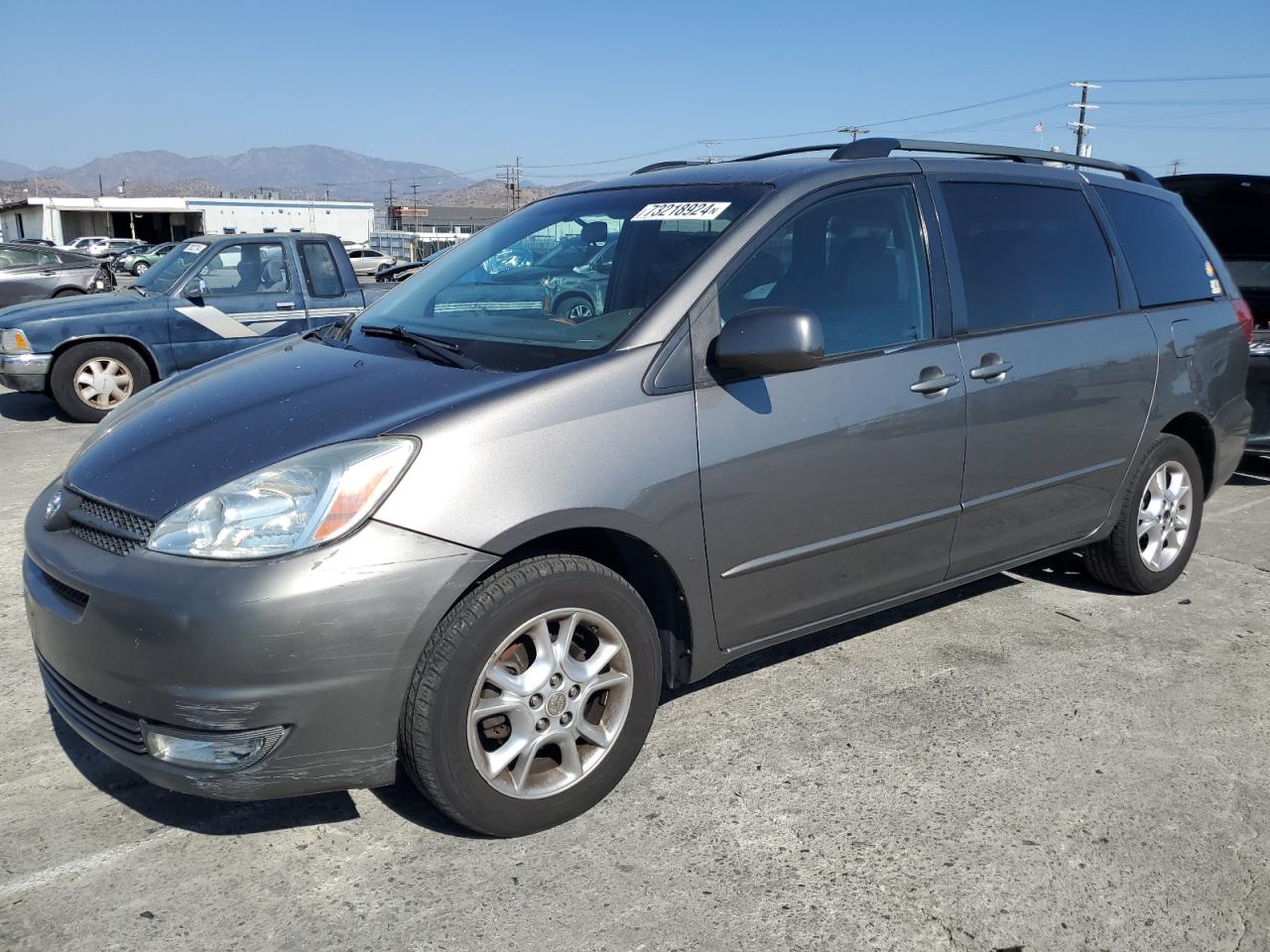 Toyota Sienna 2004 XLE