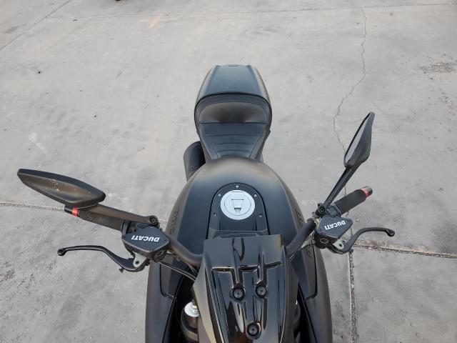2015 DUCATI DIAVEL ZDM13BSW1FB022115