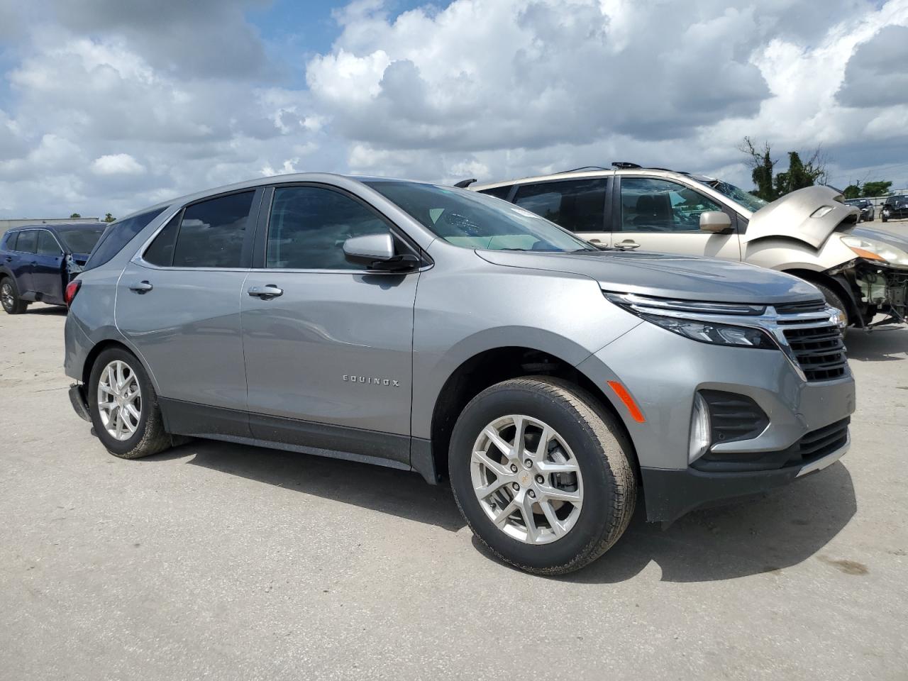 Lot #2991223120 2024 CHEVROLET EQUINOX LT