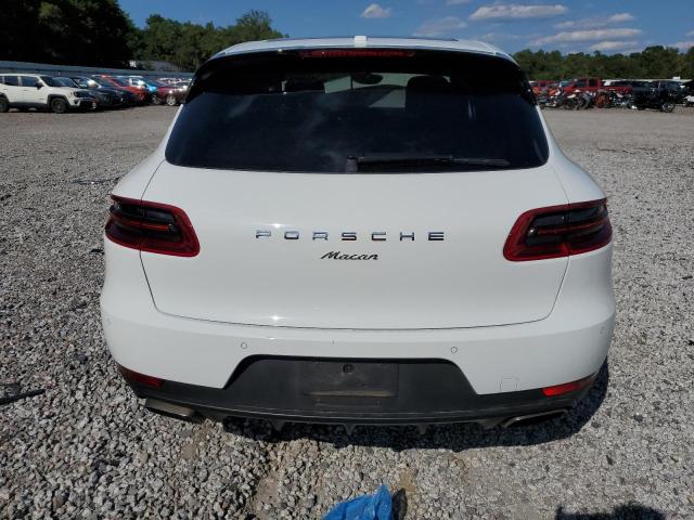 VIN WP1AA2A5XJLB01441 2018 Porsche Macan no.6