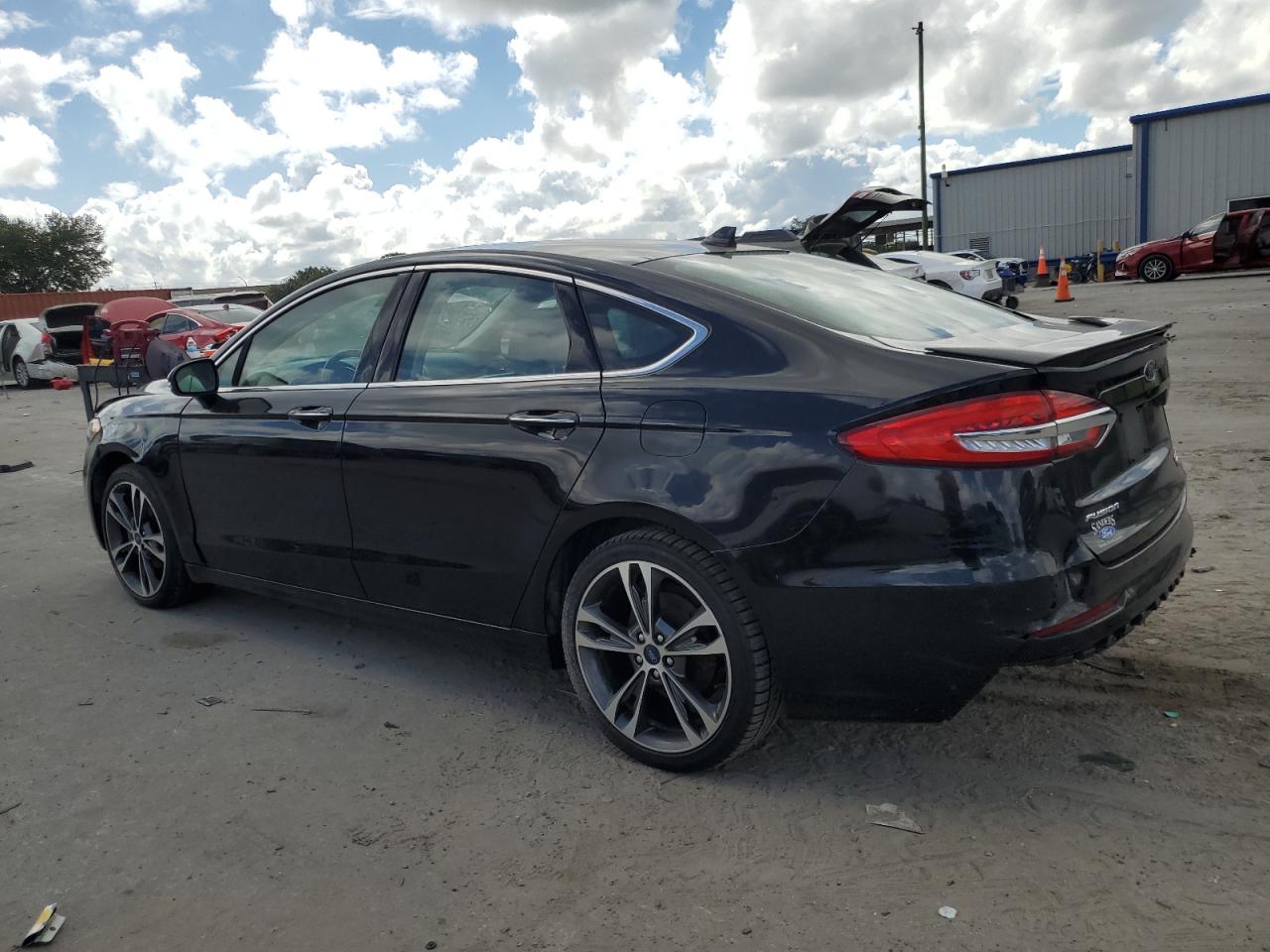 Lot #2857050028 2019 FORD FUSION TIT