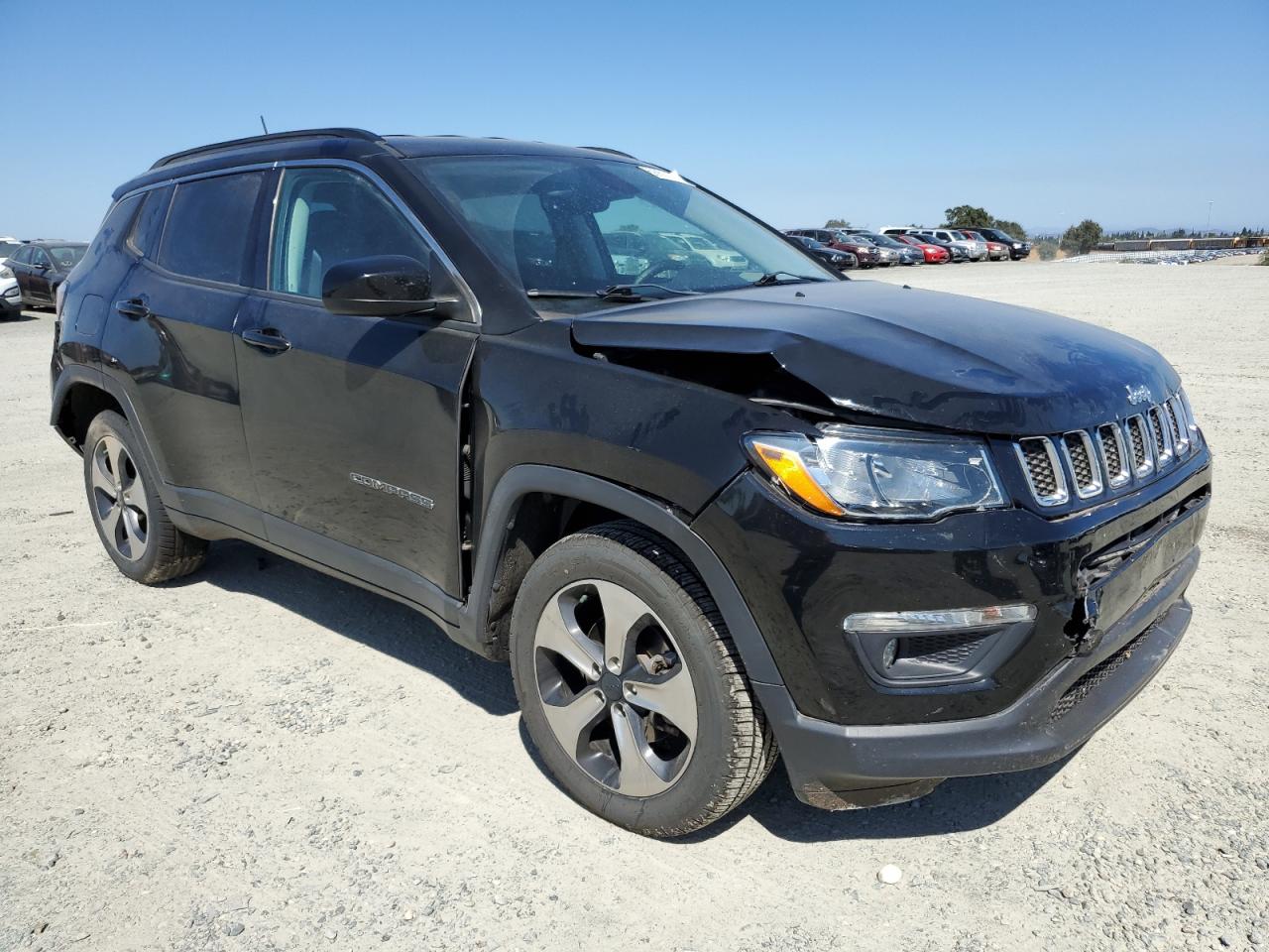 Lot #2926342408 2017 JEEP COMPASS LA