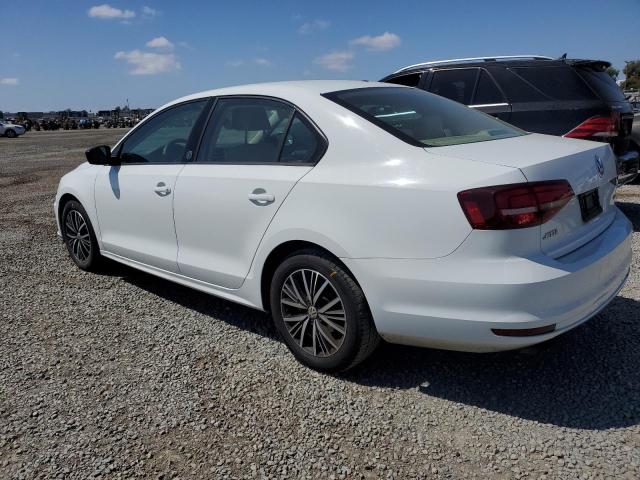 2018 VOLKSWAGEN JETTA SE - 3VWDB7AJ6JM244825