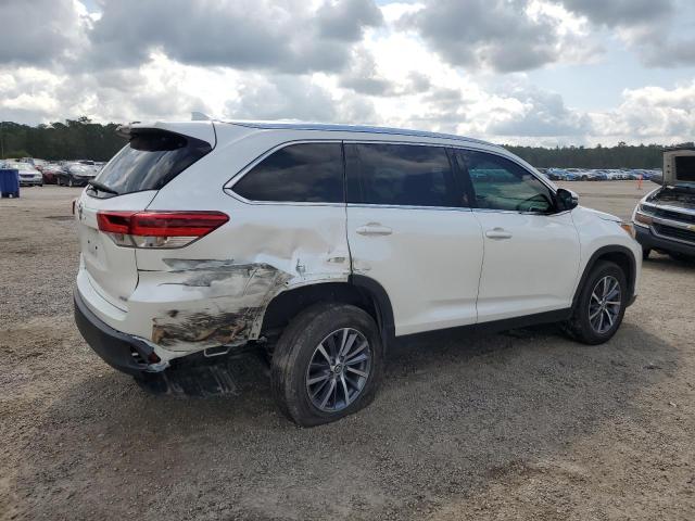 2019 TOYOTA HIGHLANDER - 5TDKZRFH4KS313939