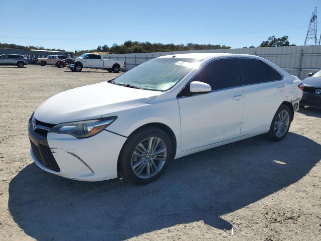 VIN 4T1BF1FK8FU027045 2015 Toyota Camry, LE no.1