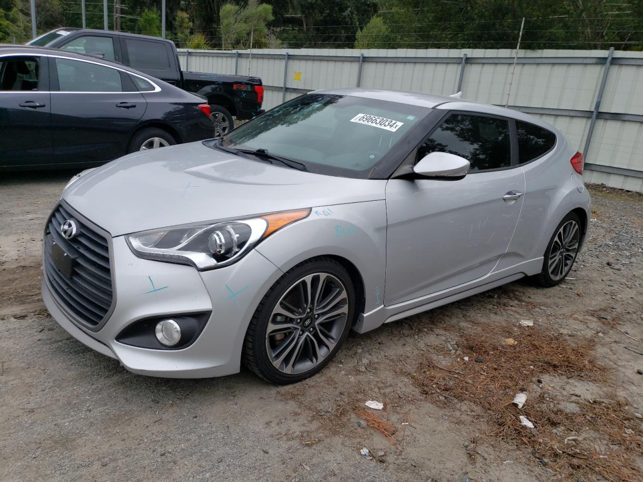 Lot #2935937817 2016 HYUNDAI VELOSTER T