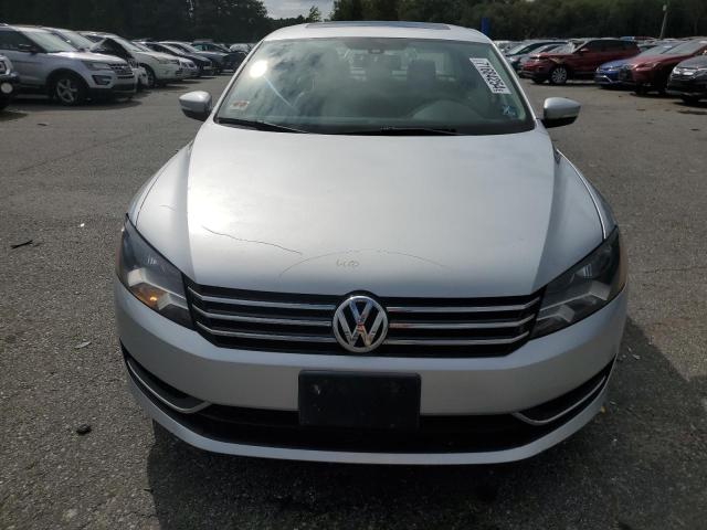 VIN 1VWBP7A30DC136801 2013 Volkswagen Passat, SE no.5