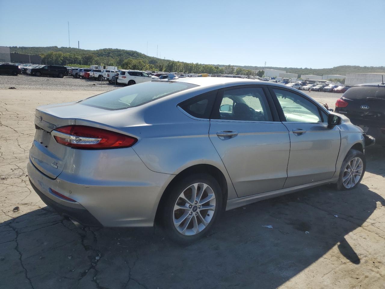 Lot #2892982750 2020 FORD FUSION SE