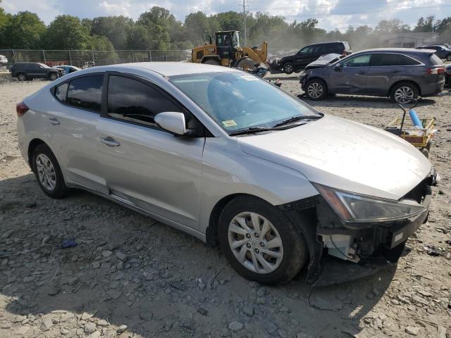 VIN 5NPD74LFXLH523117 2020 Hyundai Elantra, SE no.4