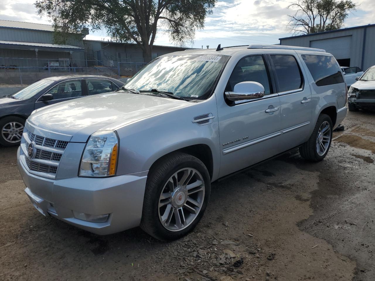 Cadillac Escalade 2013 ESV Premium