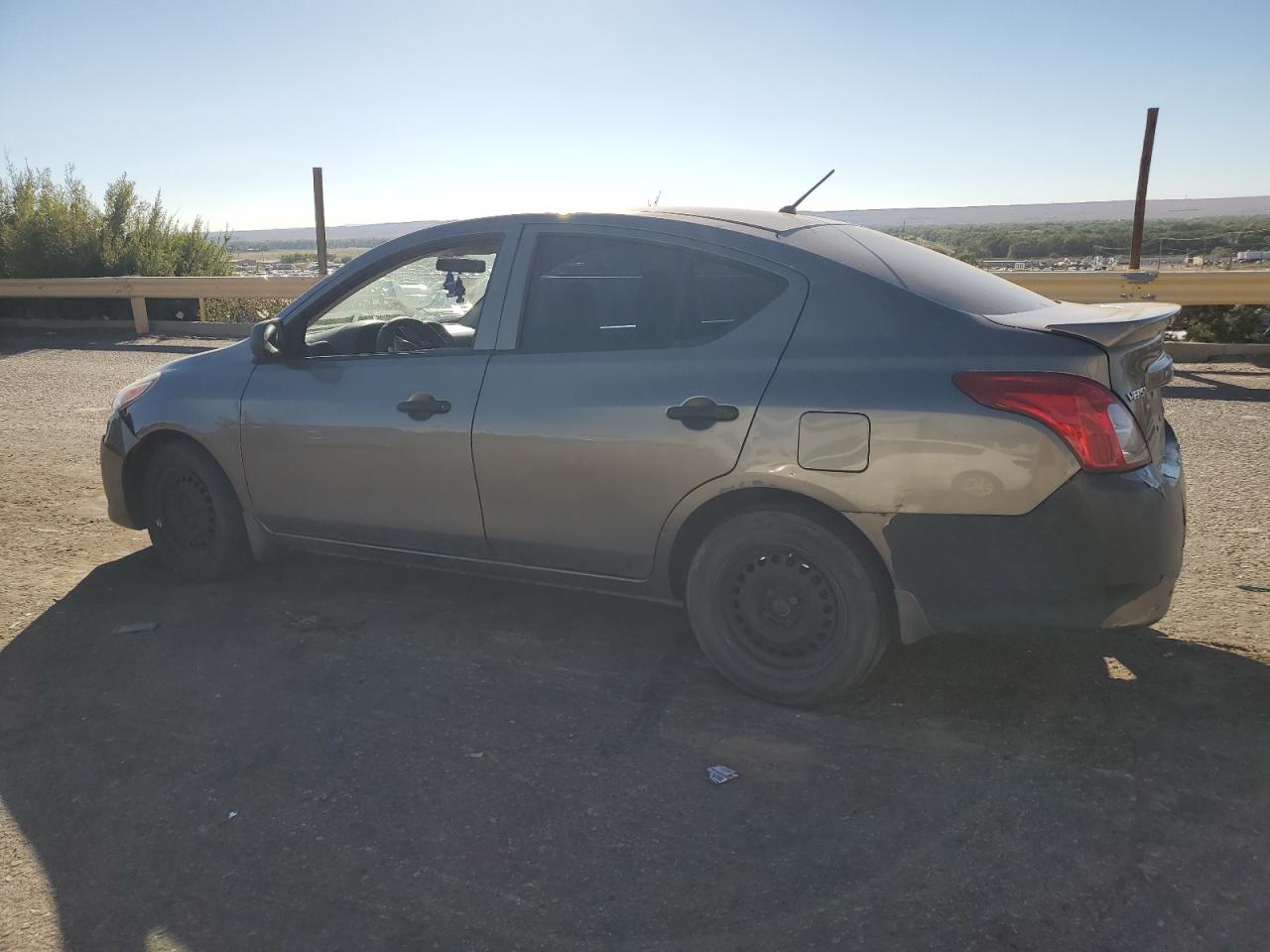 NISSAN VERSA S 2015 gray sedan 4d gas 3N1CN7AP2FL863481 photo #3