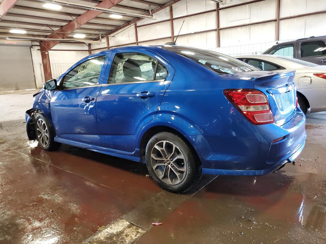 Lot #2840932365 2017 CHEVROLET SONIC LT