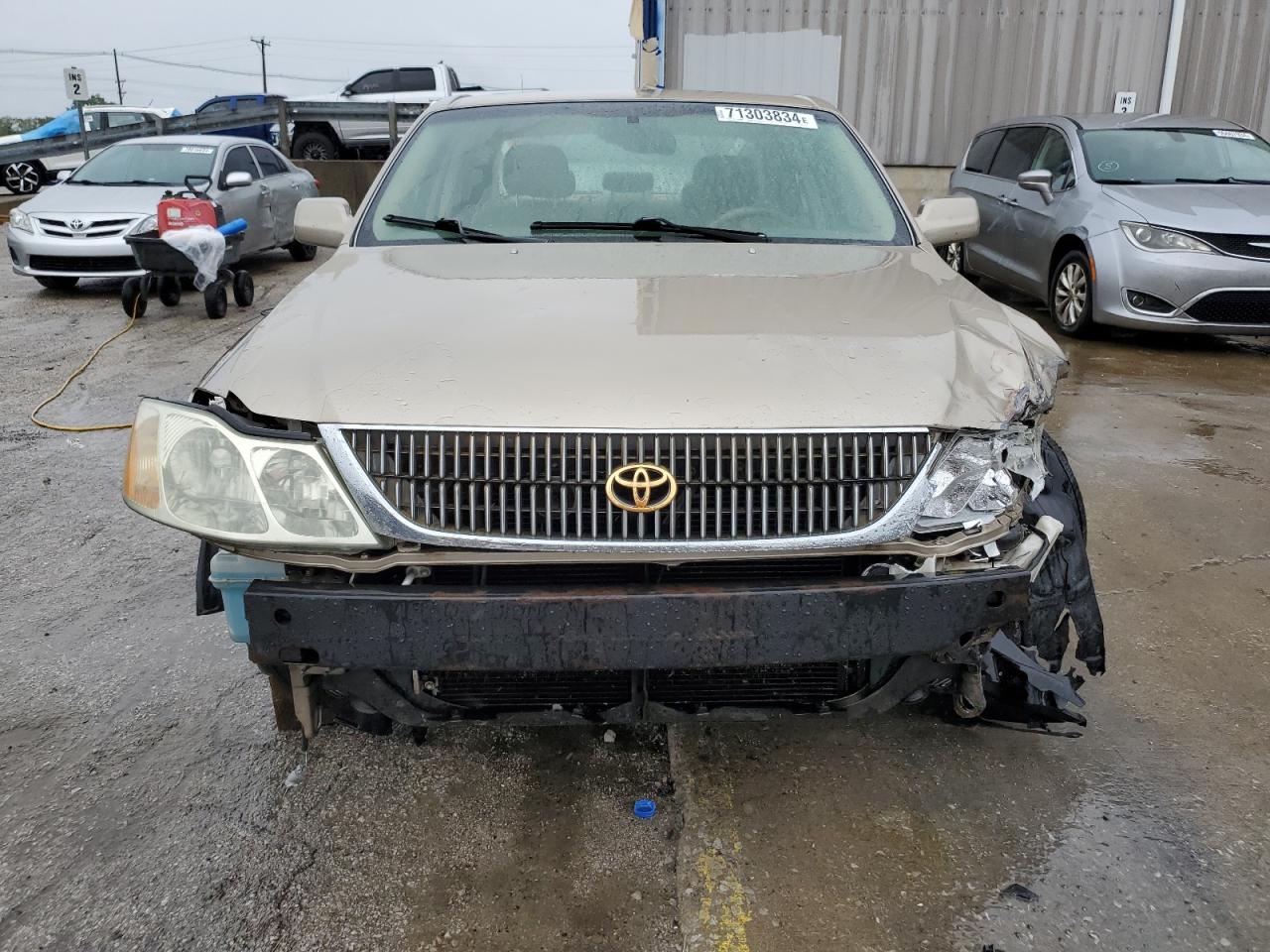 Lot #2879308347 2001 TOYOTA AVALON XL