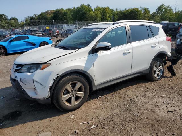 VIN 2T3RFREV0FW307638 2015 Toyota RAV4, Xle no.1