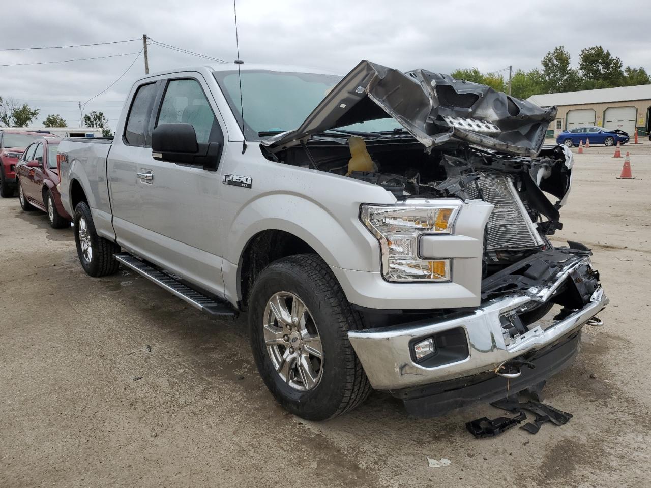 Lot #3009124303 2017 FORD F150 SUPER