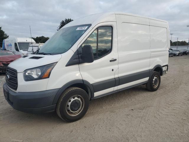 VIN 1FTYR1CM2JKA83501 2018 FORD TRANSIT no.1