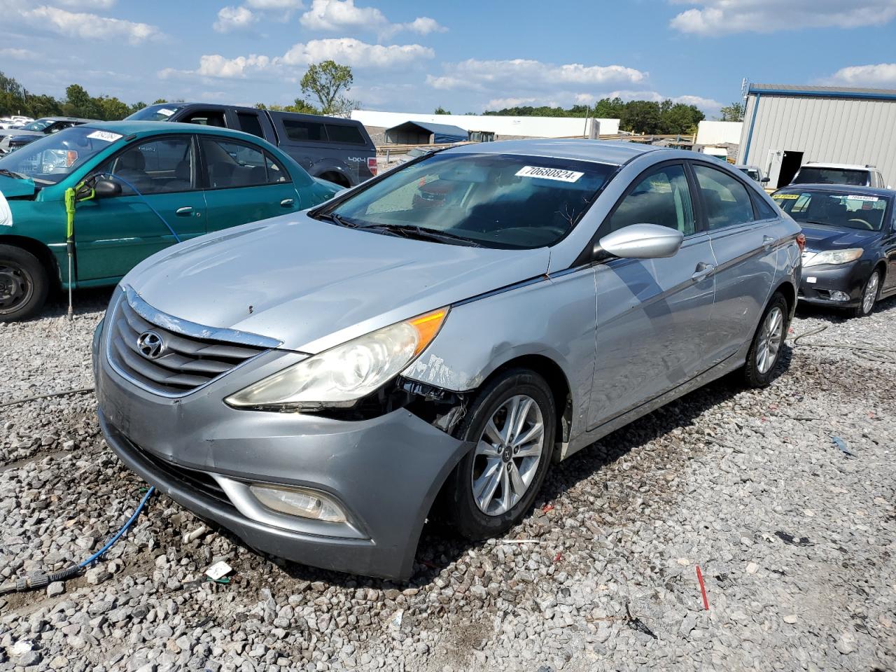  Salvage Hyundai SONATA