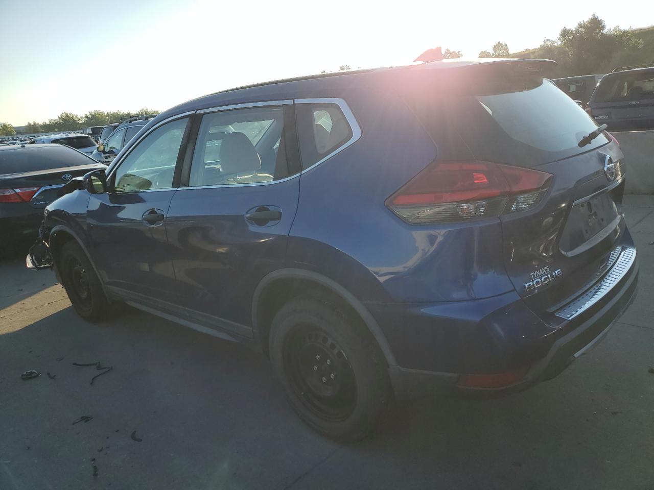 Lot #2919458361 2017 NISSAN ROGUE S