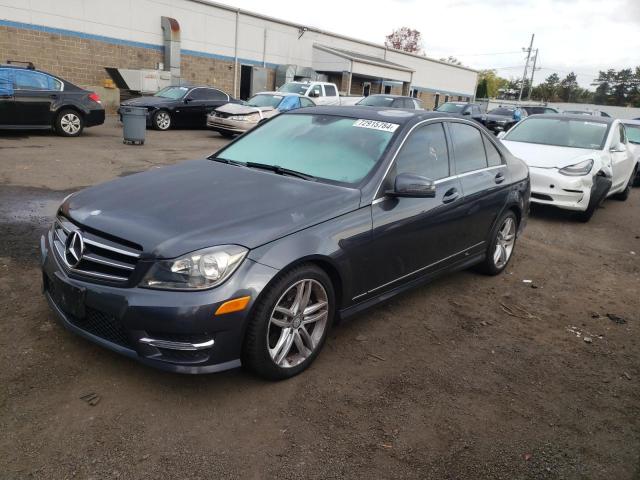 VIN WDDGF8AB4ER305635 2014 Mercedes-Benz C-Class, 3... no.1