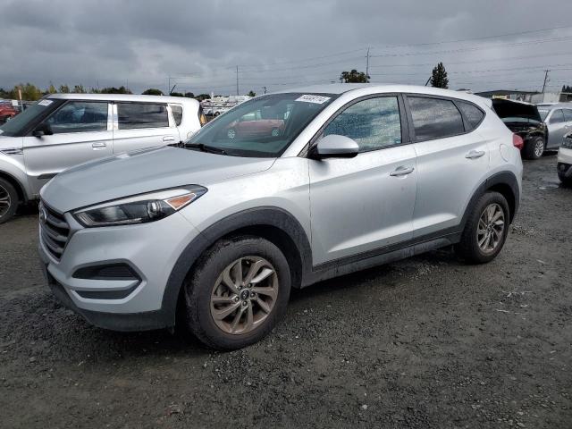 VIN KM8J2CA4XJU624895 2018 Hyundai Tucson, SE no.1