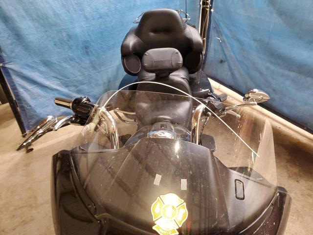 2017 HARLEY-DAVIDSON FLTRU 5HD1KGDA8HB606020