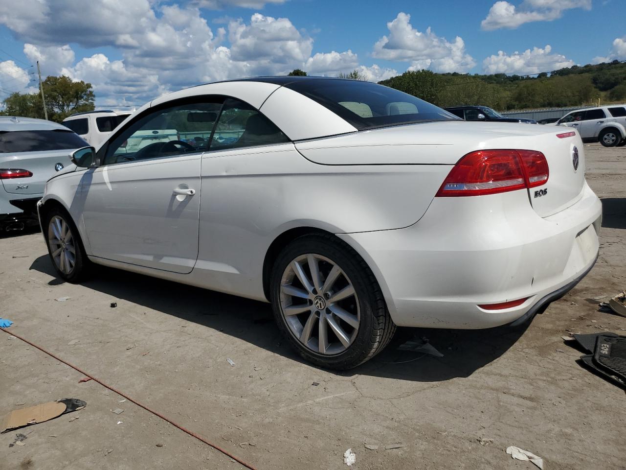 VOLKSWAGEN EOS KOMFOR 2012 white  gas WVWBW7AH7CV021617 photo #3