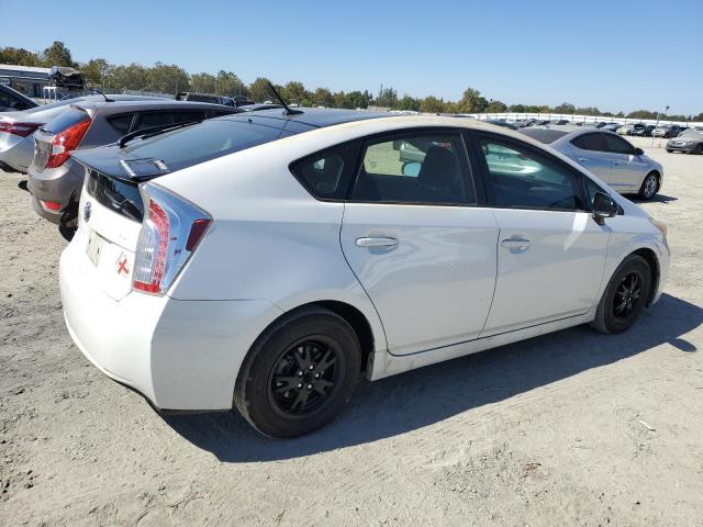 VIN JTDKN3DU6D5672324 2013 Toyota Prius no.3