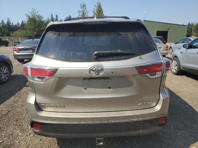 VIN 5TDJKRFH8FS083764 2015 Toyota Highlander, Xle no.6