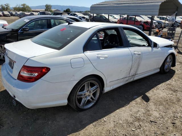 VIN WDDGF4HB2DR276939 2013 Mercedes-Benz C-Class, 250 no.3