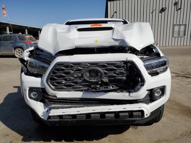 VIN 3TMCZ5AN6NM512084 2022 Toyota Tacoma, Double Cab no.5