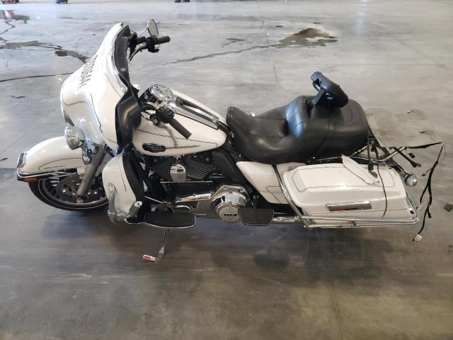 2012 HARLEY-DAVIDSON FLHTCU ULT - 1HD1FCM1XCB630638
