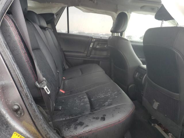 2019 TOYOTA 4RUNNER SR - JTEBU5JR8K5630096