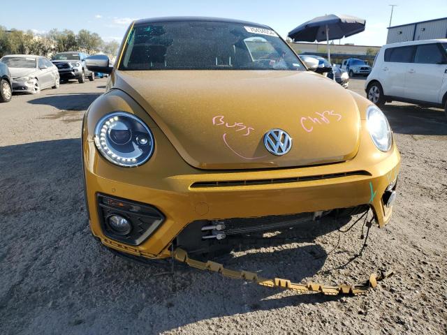 2018 VOLKSWAGEN BEETLE DUN 3VWSD7AT6JM703211