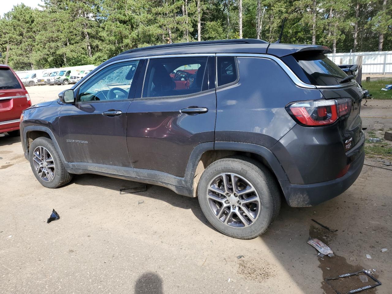 Lot #2989202799 2017 JEEP COMPASS LA