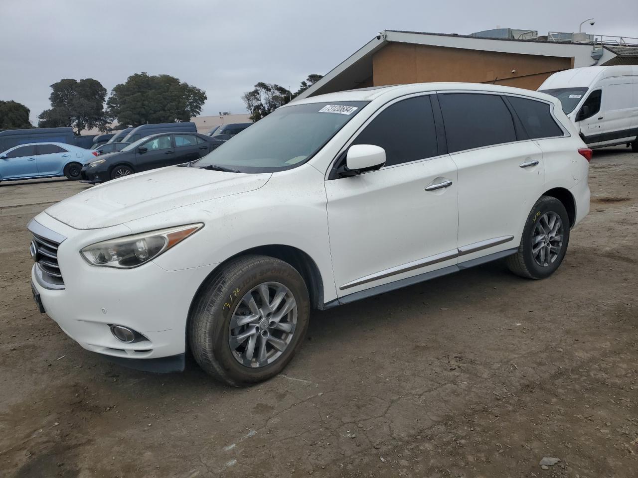 Infiniti JX35 2013 Wagon body style