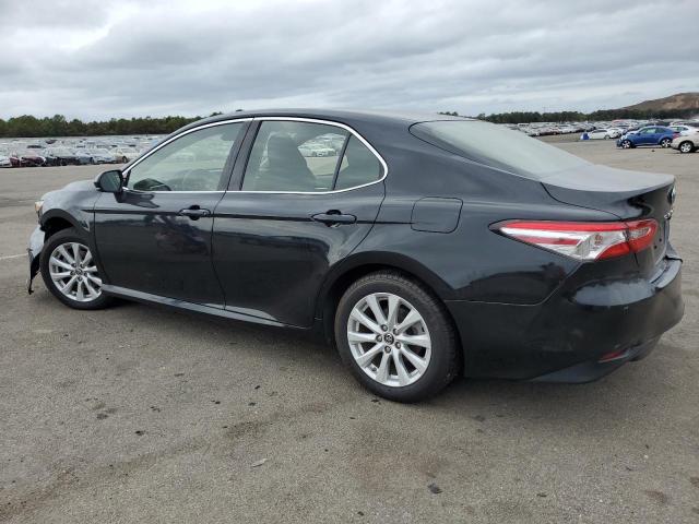 VIN JTNB11HK2J3032588 2018 Toyota Camry, L no.2