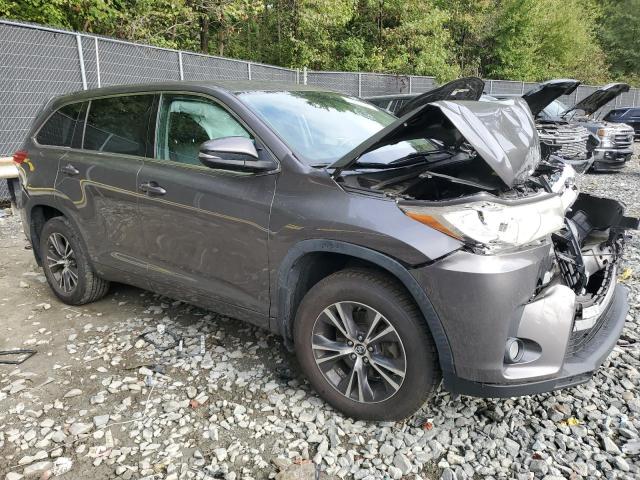 VIN 5TDBZRFH8JS893324 2018 Toyota Highlander, LE no.4