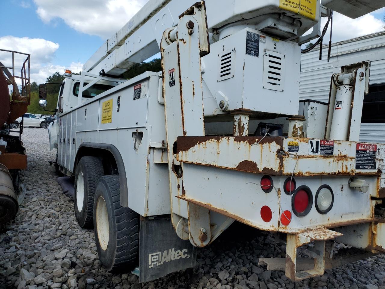 Lot #2862386050 2012 FREIGHTLINER M2 106 HEA