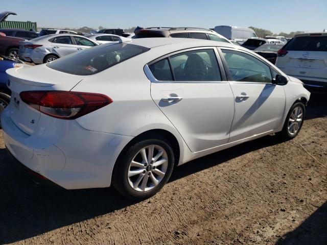 VIN 3KPFL4A70HE006405 2017 KIA Forte, LX no.3